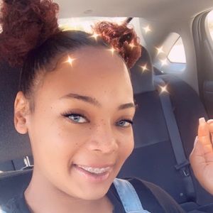 Meet your Posher, Anaisa